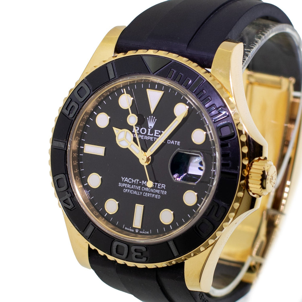 Rolex Yacht-Master features an yellow gold case paired with a black Oysterflex bracelet