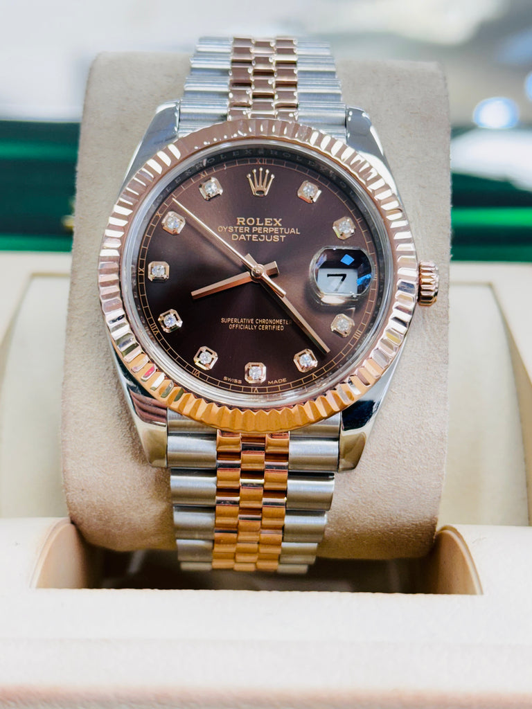 Rolex Datejust in Oystersteel and Everose gold, featuring a chocolate dial with diamond hour markers.